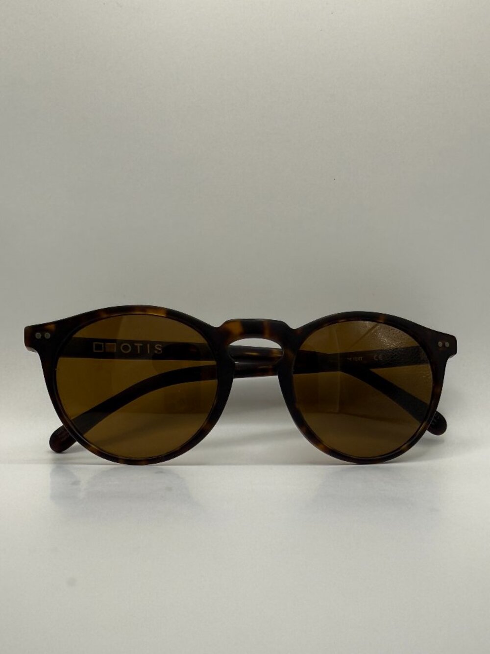 Otis Omar Sunglasses – Matte Dark Tort / Brown